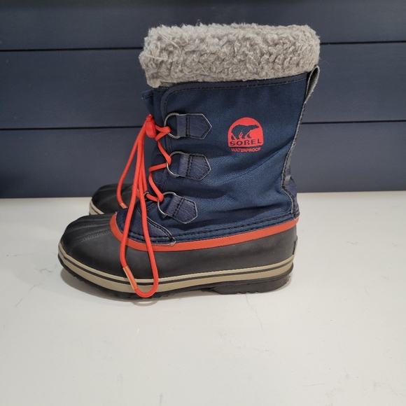 Sorel Yoot Pac Snow Boot Navy and Black With Red Laces Waterproof  Size 5 - Picture 3 of 14